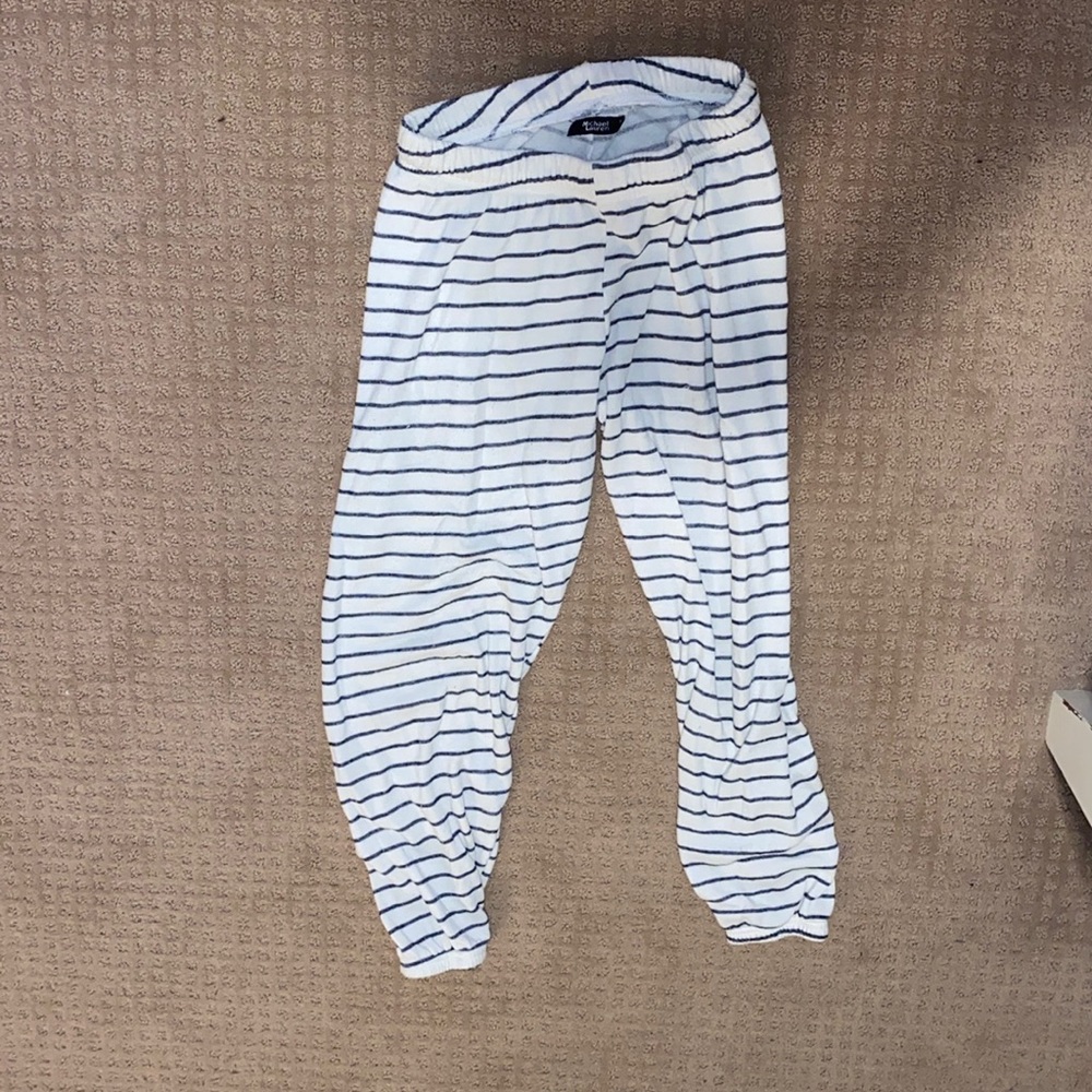 Striped sweat pants! Size small. Has drawstring.
